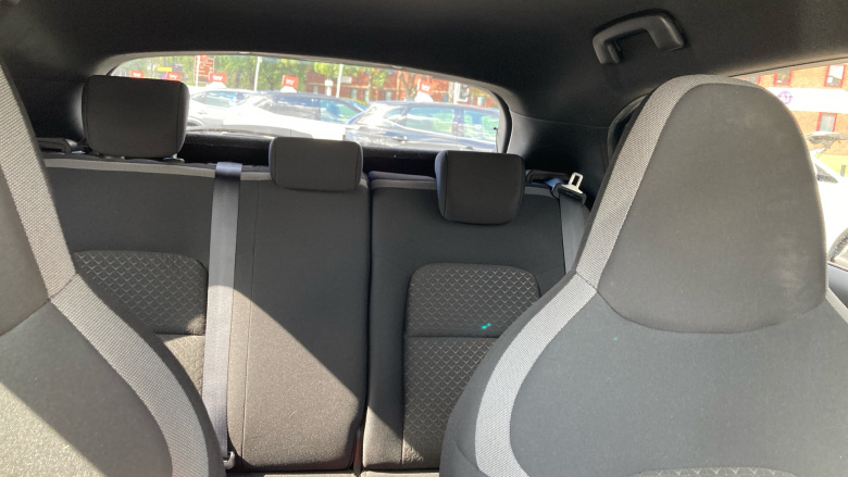 Nissan Juke 1.0 DiG-T 114 N-Connecta 5dr Petrol Hatchback